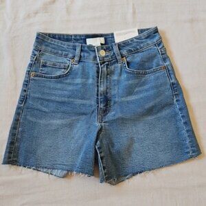 H&M Light Blue High-Rise Raw Hem Denim Shorts Size 4 Medium Blue Wash